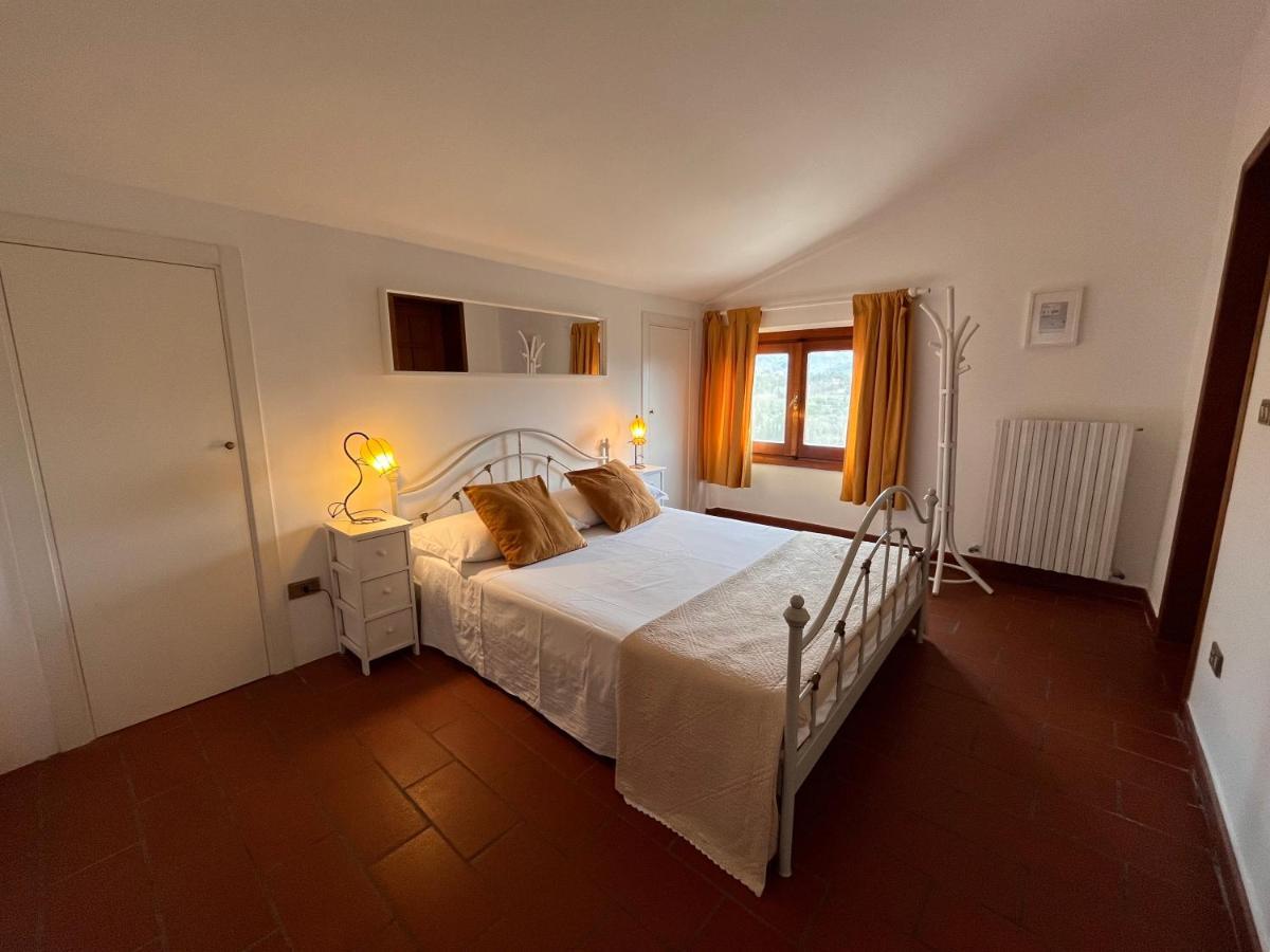 Casa Del Pino Bed and Breakfast Borgo a Buggiano Exteriör bild