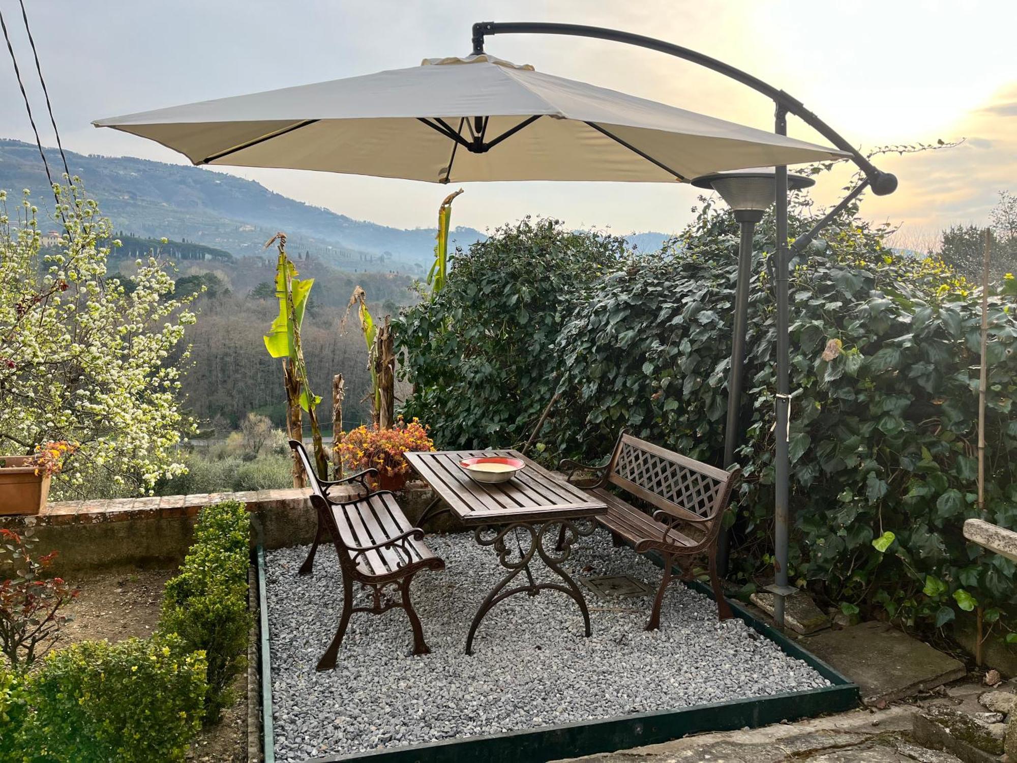 Casa Del Pino Bed and Breakfast Borgo a Buggiano Exteriör bild