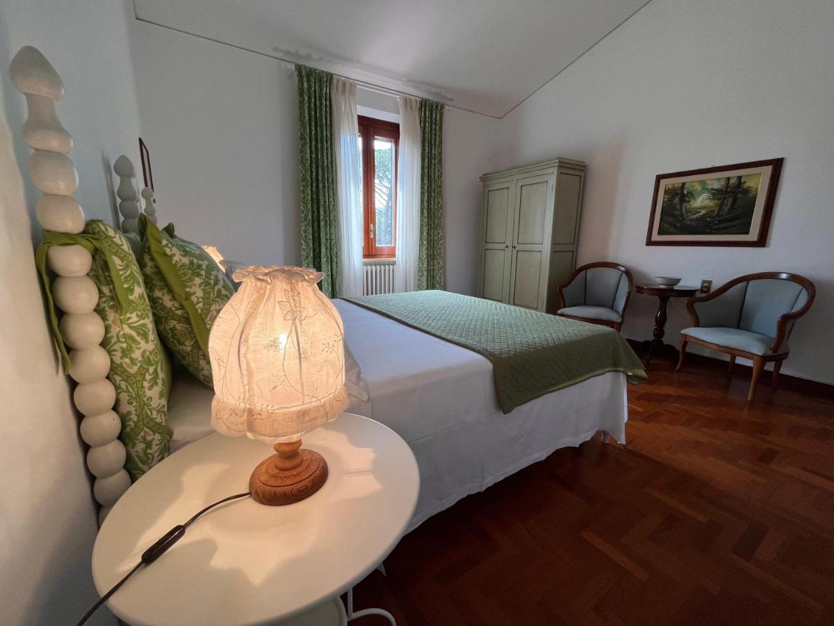 Casa Del Pino Bed and Breakfast Borgo a Buggiano Exteriör bild